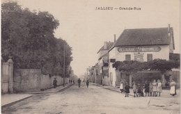 JALLIEU : Grande Rue . Restaurant Des MARRONNIERS . - Jallieu