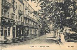 VICHY - La Rue Du Pont - 310 ND - Vichy