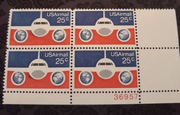 US 1976 Airmail Scott #C89 Plane & Globes 25c Plate Block, VF MNH**OG,,STOCK IMAGE  !!ASK !! - 3b. 1961-... Ongebruikt