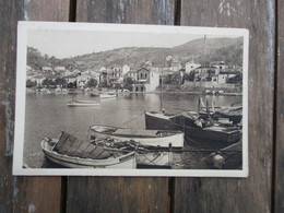 CPA 83 LE LAVANDOU LE VIEUX VILLAGE BATEAUX - Le Lavandou