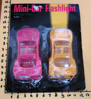 MINI-CAR FLASHLIGHT WITH KEY CHAIN NEW BLISTER - Collectors & Unusuals - All Brands