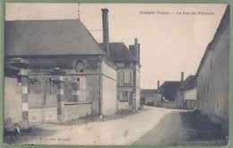 CPA Vue Très Rare - YONNE - JAULGES -  LA RUE DU THUREAU - éditions Marcel Roy - Autres & Non Classés