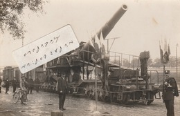 France - Alliance Franco-anglaise ?? ,  PTI RED , British 4th Army - Cannon On Train       ( Carte-photo ) - Equipment