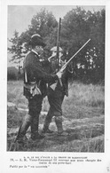 78-RAMBOUILLET- S.M LE ROI D'ITALIE A LA CHASSE S.M.VICTOR-EMMANUEL III RECEVANT UNE ARME CHARGEE DES MAINS DE SON .... - Rambouillet