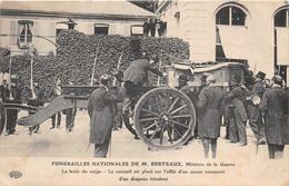 78-CHATOU-FUNERAILLES NATIONALES DE M. BERTEAUX , MINISTRE DE LA GUERRE , LA LEVEE DU CORPS... - Chatou