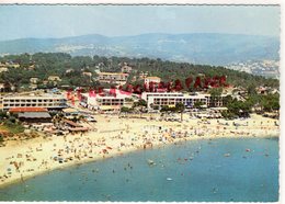 83- LA FAVIERE - LA PLAGE ET LE CENTRE COMMERCIAL  -  VAR - Fayence