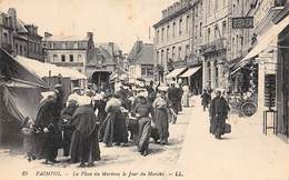 Paimpol       22        Place Du Martray. Jour De Marché        (voir Scan) - Paimpol