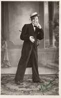 CPA 2719 - Carte Photo - MAURICET - Artiste Français - Photo PEYRON à VALENCE - Entertainers