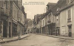 Dpts Div.-ref-AK826- Ille Et Vilaine - Chateaugiron - La Grande Rue Et Ses Vieilles Maisons - Pannetier - Magasin Aubrée - Châteaugiron