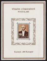 1943. Block. Ismet Inönü. 200 Ks. (Michel Block 2) - JF303676 - Unused Stamps