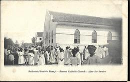 BATHURST -(  GAMBIA RIVER  )Roman  Catholic   Church  After The Service - Gambie