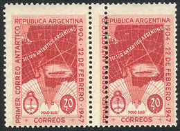 ARGENTINA: GJ.944, 1947 Map Of Antarctica, Pair With DOUBLE Vertical Perforation Variety, Very Nice And Rare Variety! - Autres & Non Classés