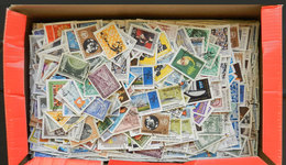 ARGENTINA: Box With Over 15,000 Used Stamps, All Commemorative Stamps OF LARGE SIZE Issued Between 1955 And 1980, Almost - Collections, Lots & Séries