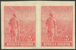 ARGENTINA: GJ.342P, 1912 5c. Plowman, IMPERFORATE PAIR, VF And Rare! - Neufs