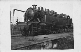 ¤¤   -  Carte-Photo D'une Locomotive N° 5661  En Gare    -  Chemin De Fer   -  ¤¤ - Equipo