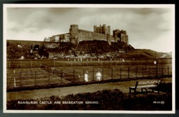 Ref 1313 - Real Photo Postcard Tennis Courts & Bamburgh Castle - Northumberland - Sport Theme - Andere & Zonder Classificatie