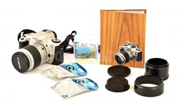 Canon EOS 300 Filmes SLR Fényképezőgép, Canon 28-90 Mm F/4-5.6 Objektívvel, Kiegészítőkkel, Leírással, Szép, Működő álla - Fototoestellen