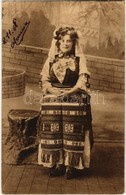 * T2 1918 Serbische Trachten, Bauerin In Serbischer Brauttracht / Serbian Costumes, Peasant Woman In Serbian Bridal Dres - Sin Clasificación