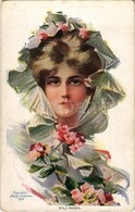 ** T2 'Wild Roses', Lady With Flowers, Boileau Head Series, Taylor Platt & Co. S: Philip Boileau - Unclassified