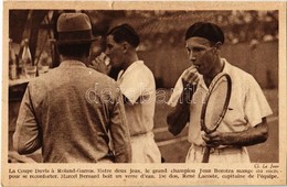 ** T3 La Coupe Davis A Roland-Garros. / Davis Cup Of The The French Open, French Tennis Players Jean Borotra Eating Suga - Sin Clasificación