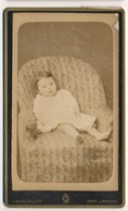 Photographie Ancienne CDV C.1880 Portrait D'un Jeune Garçon Bébé Photographe Louis COllet à Rennes - Oud (voor 1900)