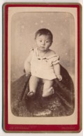 Photographie Ancienne CDV C.1890 Portrait D'un Jeune Garçon Bébé Photographe Fouissac Pezenas - Oud (voor 1900)