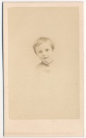 Photographie Ancienne CDV C.1870 Portrait D'un Jeune Garçon Photographe Schwindernhammer Colmar - Oud (voor 1900)