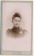 Photographie Ancienne XIXe CDV Portrait D'une Femme Mademoiselle DE MASSON Photographe DE ERESBY SNOW Saint Brieuc - Oud (voor 1900)