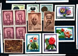 6492B) LOTTO DI FRANCOBOLLI DELL'INDIA-MNH** - Colecciones & Series