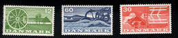 814162885 1960 SCOTT 371 372 373  POSTFRIS MINT  NEVER HINGED EINWANDFREI (XX)  SEEDER AND FARM HARVESTER COMBINE PLOW - Unused Stamps