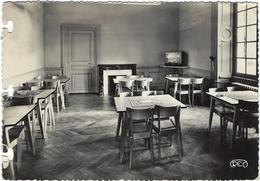 Delcampe - 18 Vouzeron  Maison De Repos  Ambroise Croizat  Salle De Jeux Et Television - Vouzeron