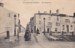 Vendée : Fontenay Le Comte : Rue Rabelais : Animation , Maisons, Escaliers 1903 (lot Pat 63) - Fontenay Le Comte
