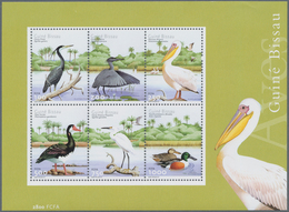 Guinea-Bissau: 2001, BIRDS, Souvenir Sheet, Investment Lot Of 500 Copies Mint Never Hinged (Mi.no. B - Guinea-Bissau