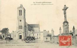 - Vendée -ref-E715- Les Lucs Sur Boulogne - L Eglise Et Le Calvaire - Carte Bon Etat - - Les Lucs Sur Boulogne
