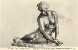 1 - Musée Des Arts Décoratifs - La Nymphe à La Coquille - Biscuit De Wedgwood - C 8700 - Objetos De Arte