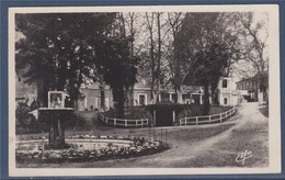 = Barbotan Les Thermes, Gers, Intérieur Du Parc Et Buvette Carte Postale - Barbotan