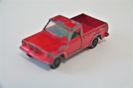 Matchbox Lesney 71B1 JEEP GLADIATOR - Regular Wheels, Issued 1964 - Matchbox