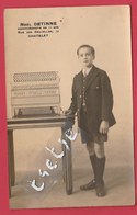 Châtelet - Noël Detinne ...accordéoniste à 11 Ans ... Carte Photo ( Voir Verso ) - Chatelet