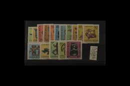 CENTRAL AMERICA 1880's-1970's. BETTER MIXTURE ON DISPLAY PAGES CAT $1900+. An Ex - Dealers Stock In Film Fronted Retail  - Andere & Zonder Classificatie