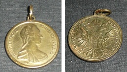 Rare Ancienne Médaille En Laiton, Reproduction Pièce/monnaie Autriche, M Theresia  Burg Co Tyr 1780 Archid Aust Dux - Pendenti