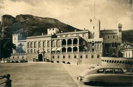 Monaco CPA CPSM Principauté Palais Princier Avec Belle Voiture Ancienne Ed Riviera - Palacio Del Príncipe