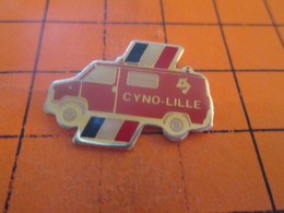 813e  Pin's Pins / Rare Et  Belle Qualité !!! THEME : POMPIERS / CYNO-LILLE - Pompiers