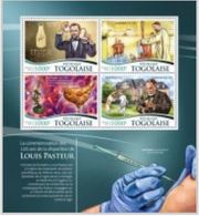 Togo 2015 Louis Pasteur Chien Dog Poule  Microscope   MNH - Louis Pasteur