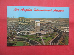 Los Angeles International Airport   California > Los Angeles    Ref    3560 - Los Angeles