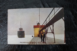 I-122 /  Etats-Unis  IL - Illinois  Waukegan -  Waukegan Harbor - Winter  / Circulé 1910 - Aurora (Ilinois)