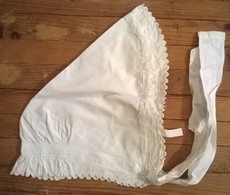 Bonnet De Nuit Ancien /f - Spitzen Und Stoffe