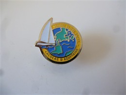 PINS VOILE VOILIER CACOLAC D'AQUITAINE VENDEE GLOBE 92/93 / 33NAT - Voile