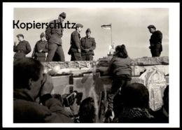 ÄLTERE POSTKARTE BERLIN BERLINER MAUER AM BRANDENBURGER TOR 11.11.1989 GRENZER MAUERFALL LE MUR THE WALL Ansichtskarte - Berliner Mauer