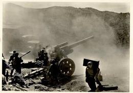 SS WK II Unsere Waffen SS Schwere Artillerie Beim Feuern Foto AK I-II - Guerre 1939-45