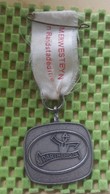 Medaille :Netherlands  - Merwesteyn "n Randstadeditie - Parthenon. / Vintage Medal - Walking Association - Professionali/Di Società